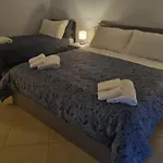Estia Domus Bed & Breakfast