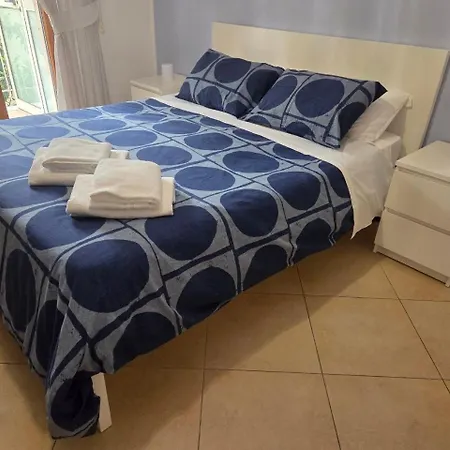 Estia Domus Bed & Breakfast 4*