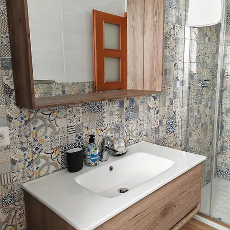 Estia Domus Bed & Breakfast
